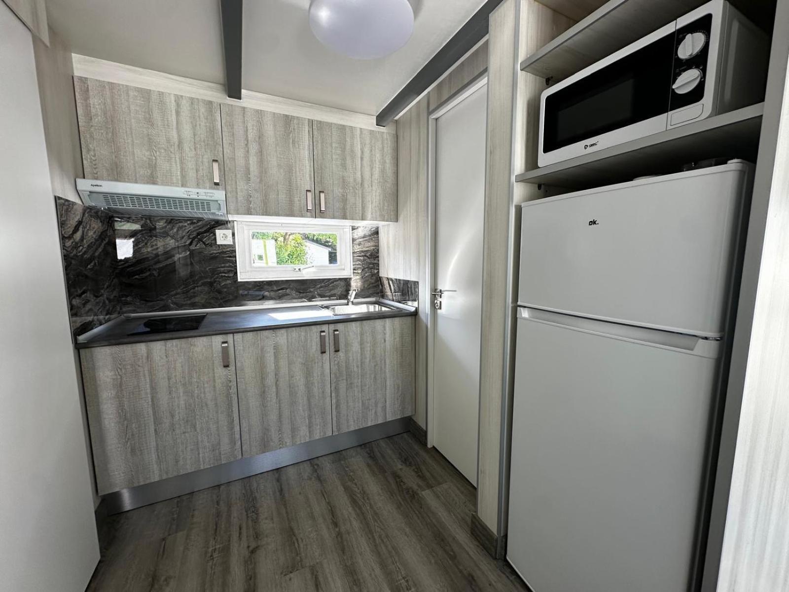 Complejo Turistico & Camping Cabopino Marbella Exterior photo