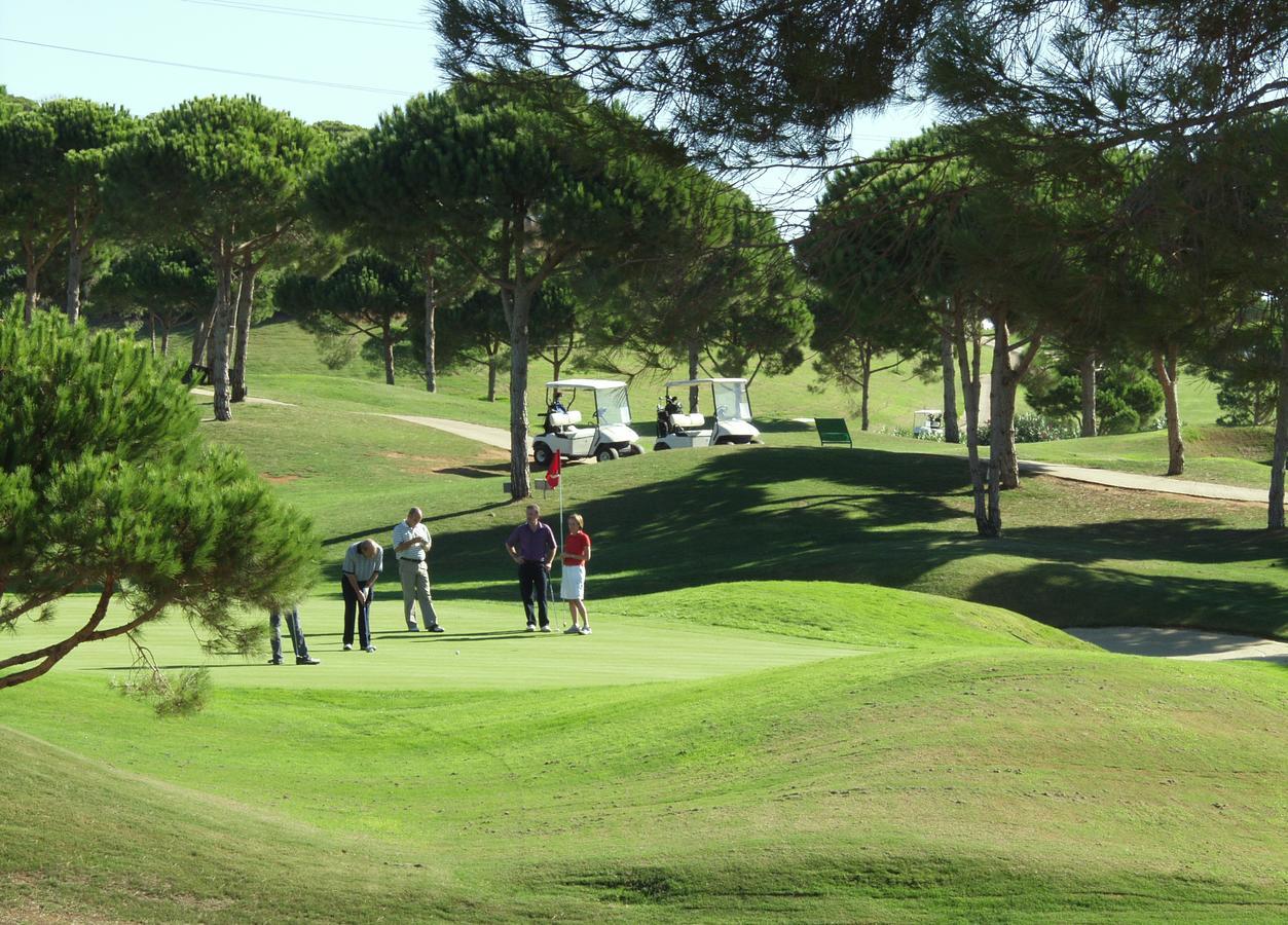 Complejo Turistico & Camping Cabopino Marbella Exterior photo